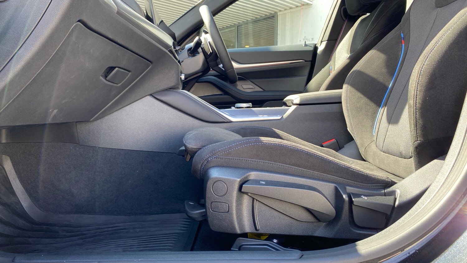 Used BMW 4 Series 2025 for sale - 76104597: Photo 30