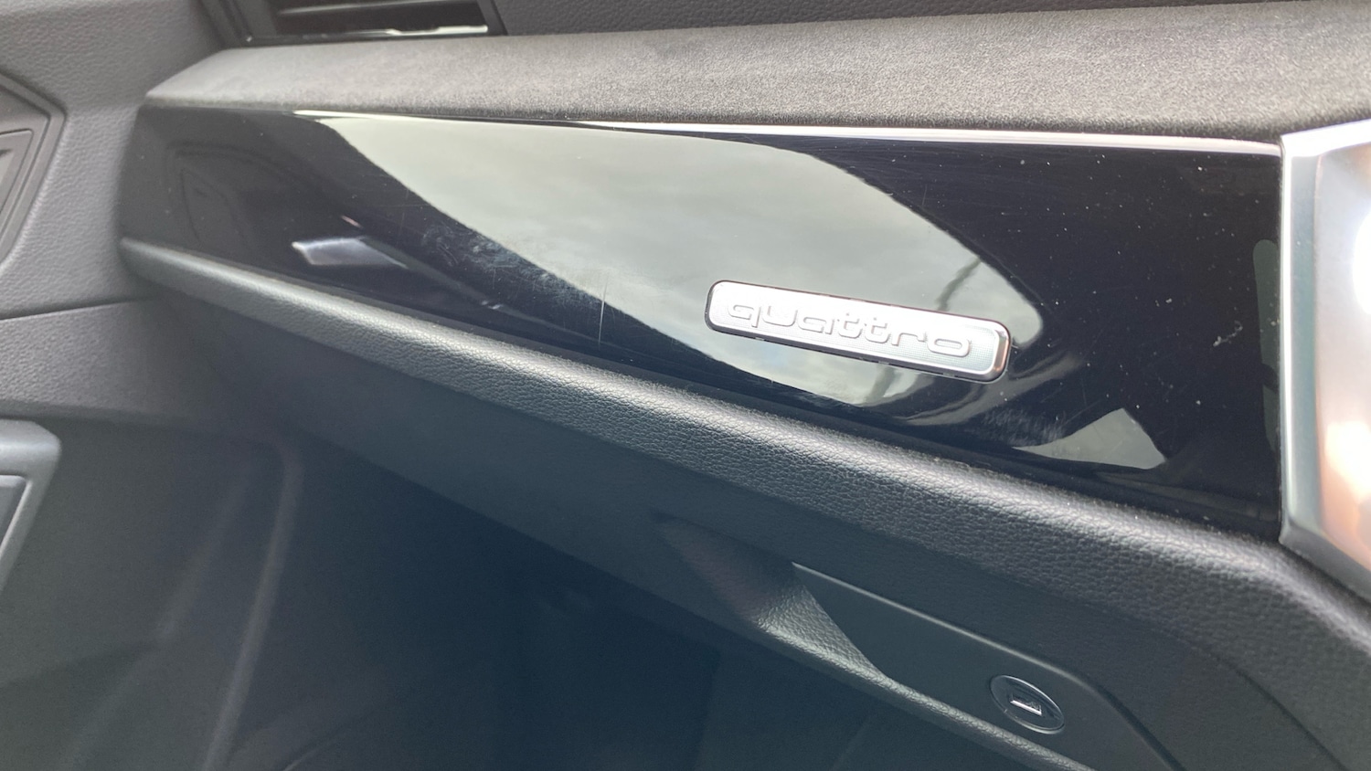 Used Audi RS Q3 2021 for sale - 76918127: Photo 57