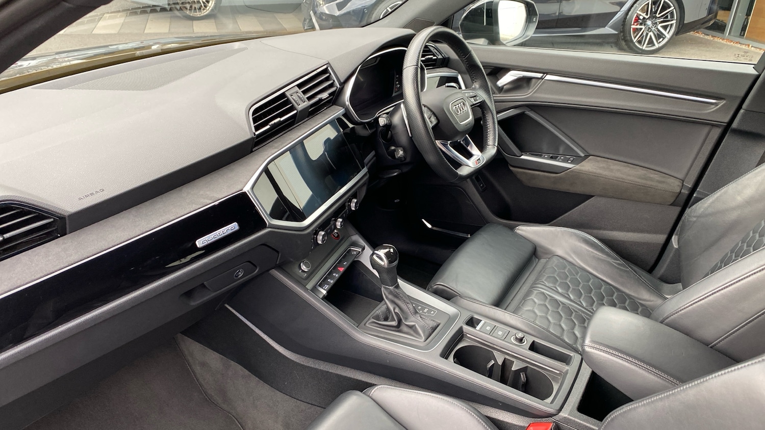 Used Audi RS Q3 2021 for sale - 76918127: Photo 8