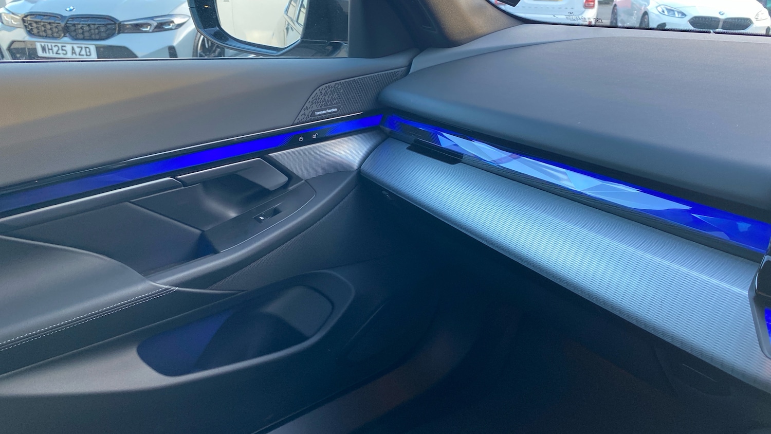 Used BMW 5 Series 2024 for sale - 76384928: Photo 32