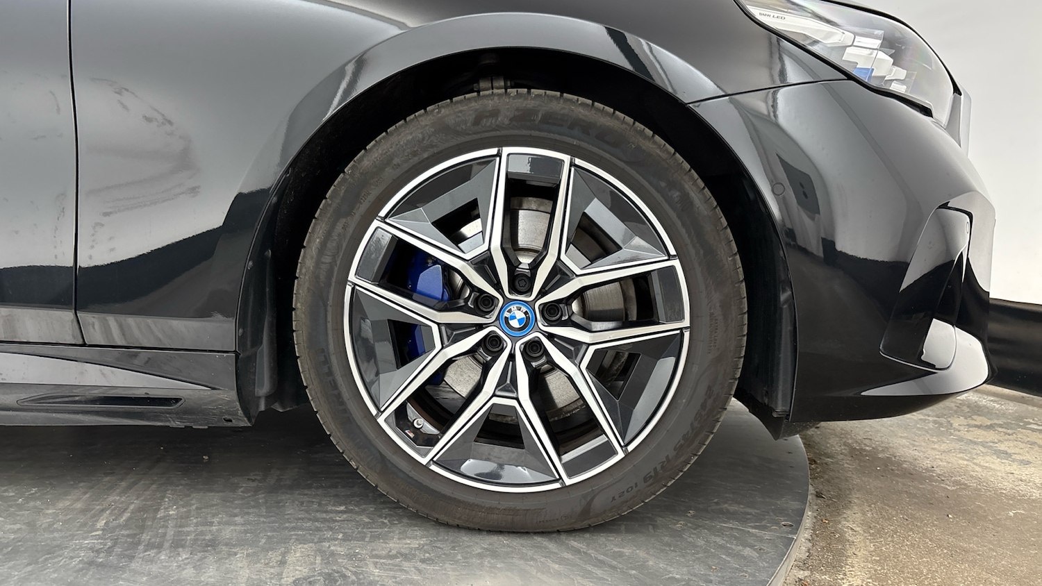 Used BMW 5 Series 2024 for sale - 76384928: Photo 4