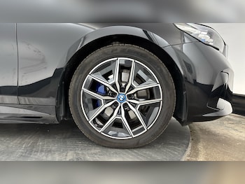 Used BMW 5 Series 2024 for sale - 76384928: Photo