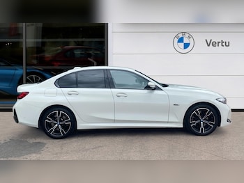 Used BMW 3 Series 2022 for sale - 79211124: Photo
