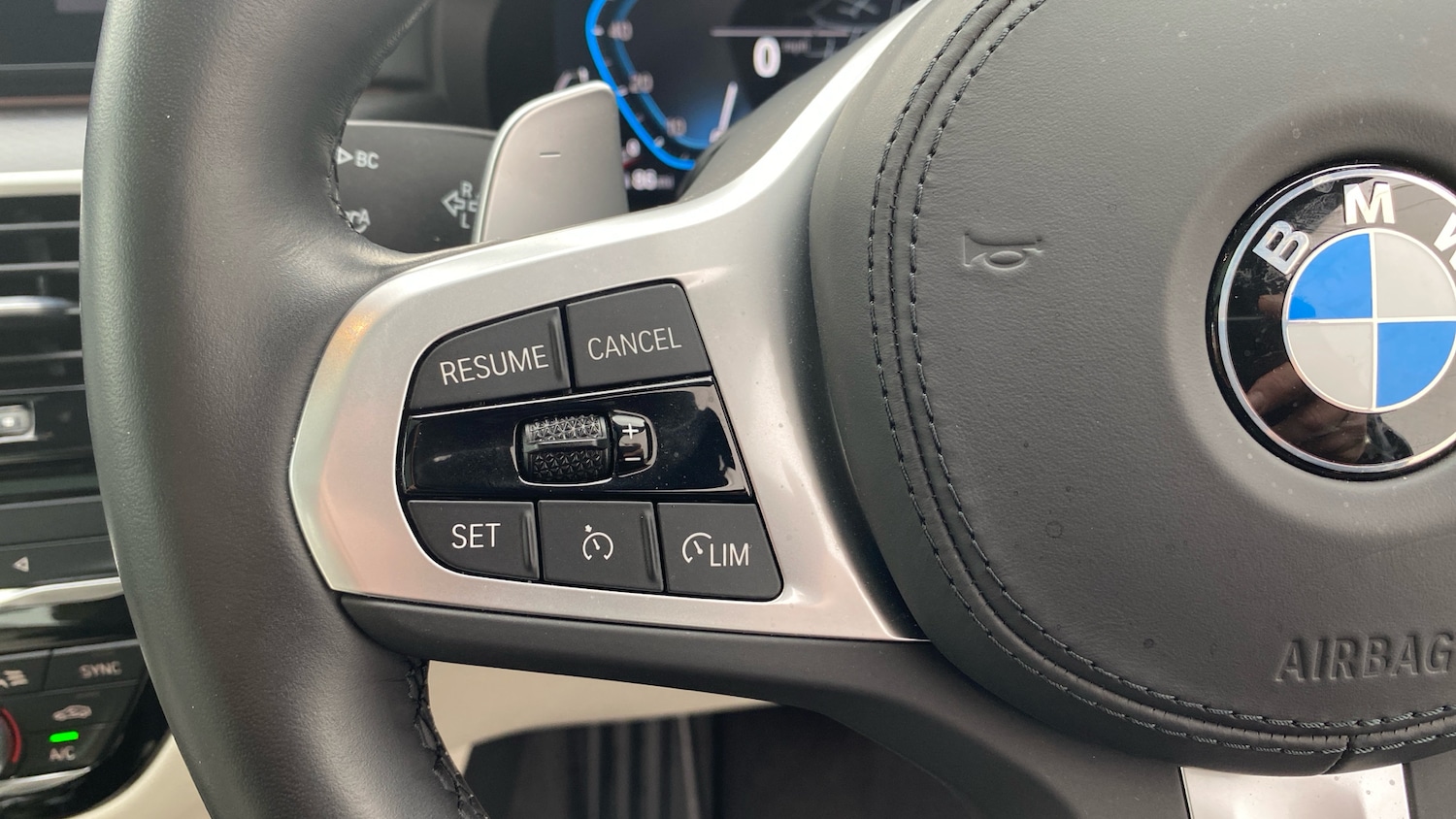 Used BMW 5 Series 2022 for sale - 76450299: Photo 17