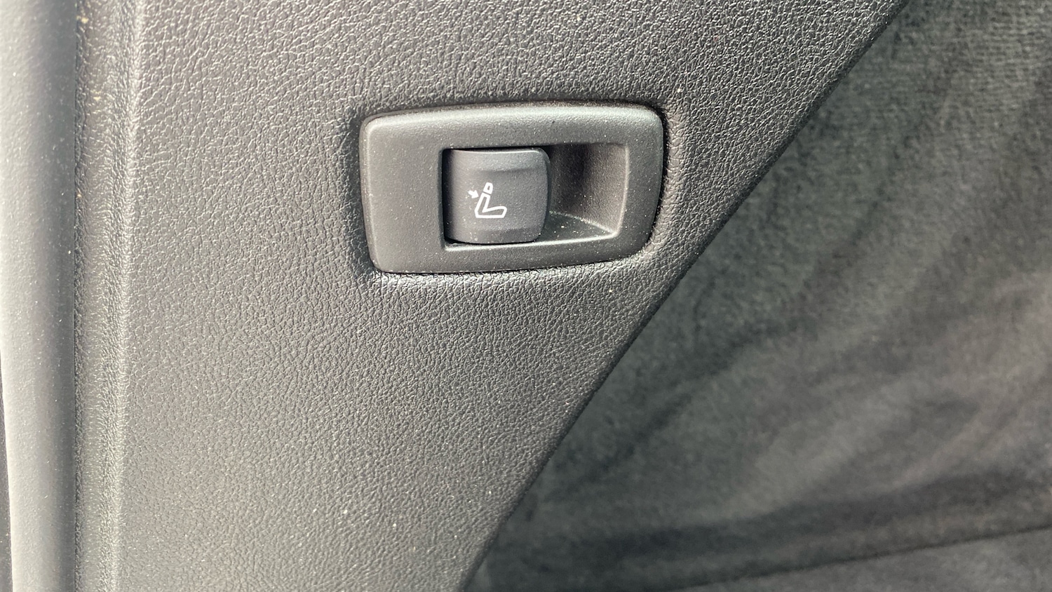 Used BMW 5 Series 2022 for sale - 76450299: Photo 31