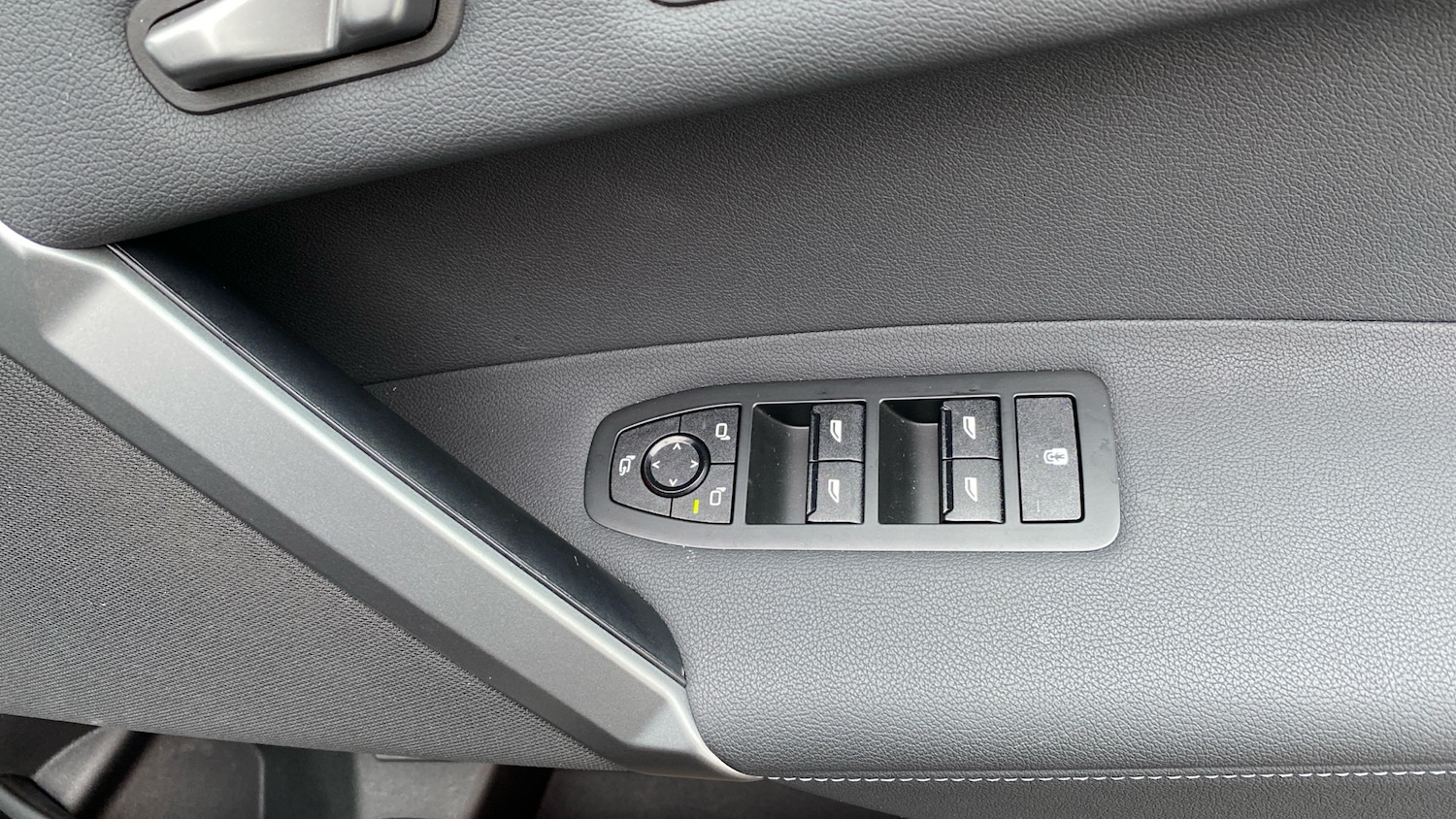 Used BMW iX 2025 for sale - 77310444: Photo 38