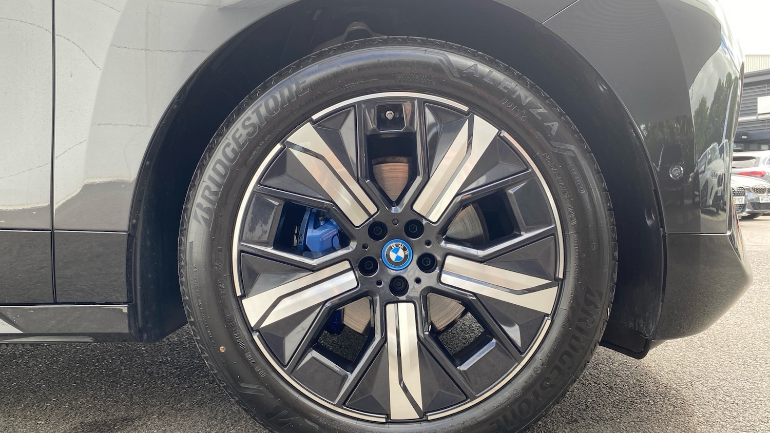 Used BMW iX 2025 for sale - 77179902: Photo 14