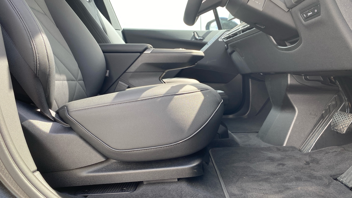 Used BMW iX 2025 for sale - 77179902: Photo 35