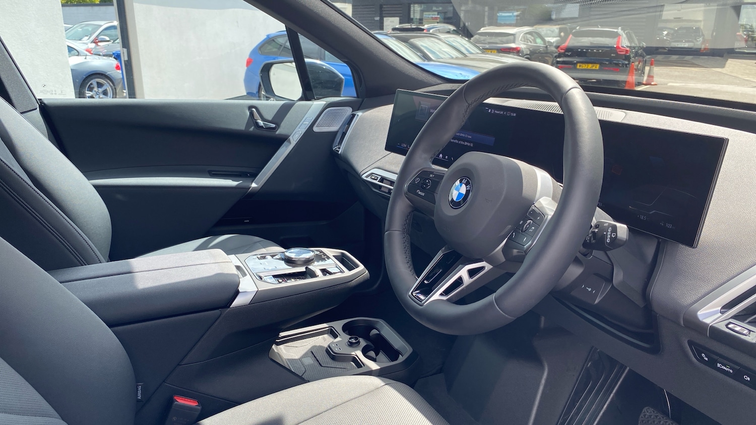 Used BMW iX 2025 for sale - 77179902: Photo 6