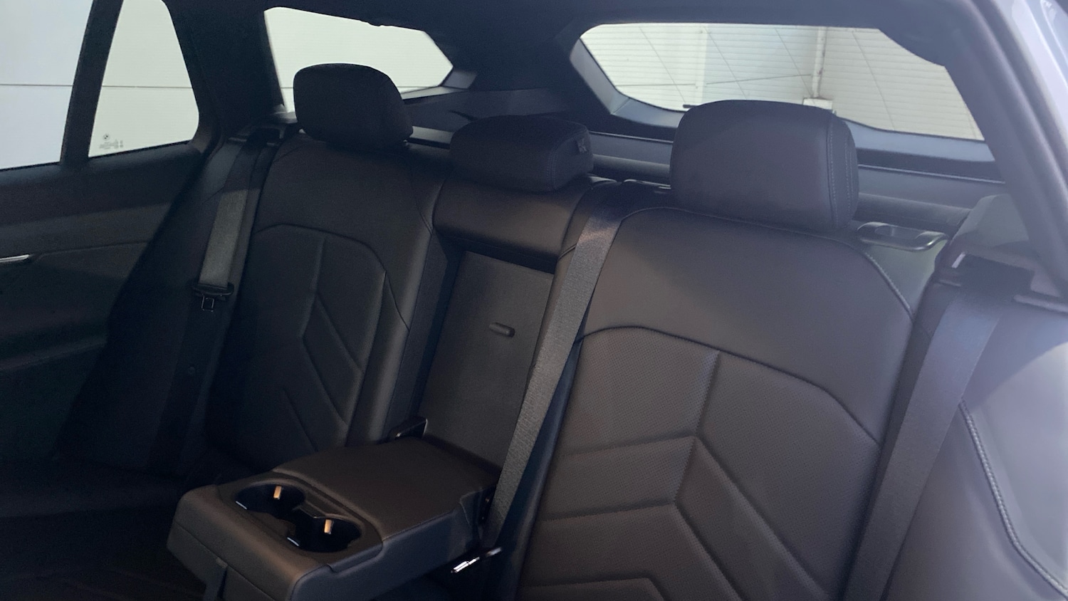 Used BMW 5 Series 2025 for sale - 76763098: Photo 12