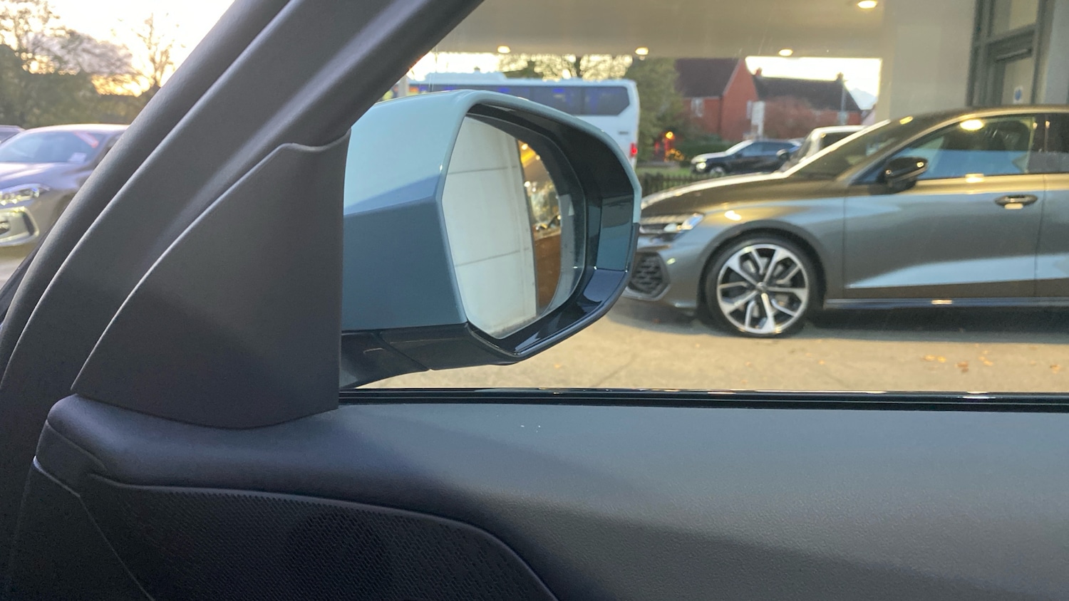 Used BMW 5 Series 2025 for sale - 76763098: Photo 20