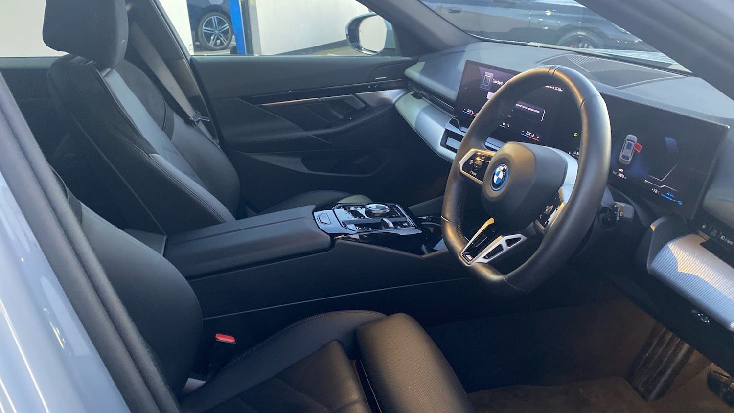 Used BMW 5 Series 2025 for sale - 76763098: Photo 6