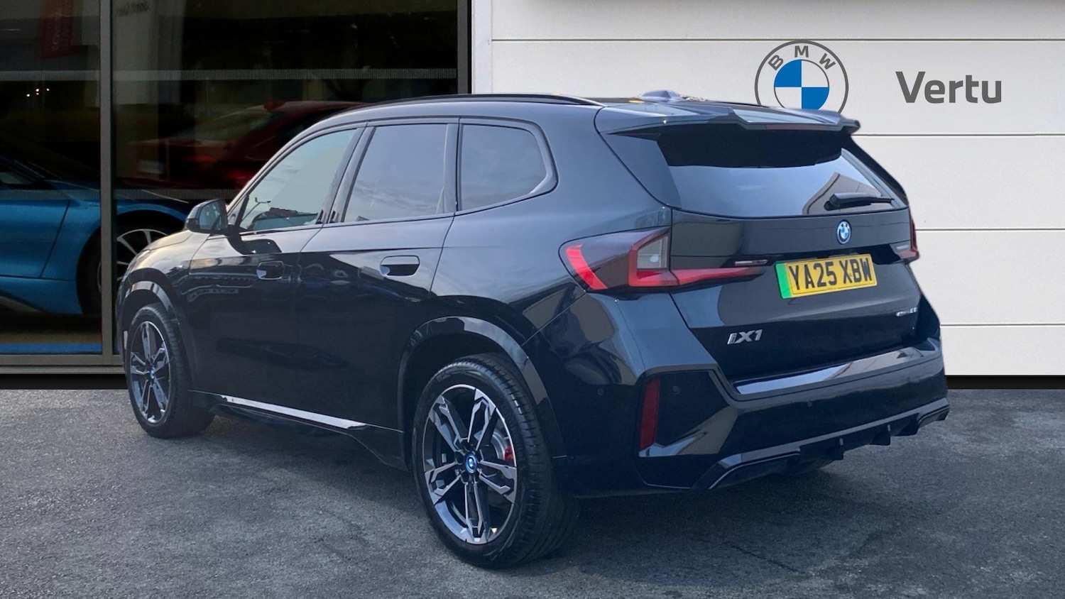 Used BMW iX1 2025 for sale - 77136083: Photo 2