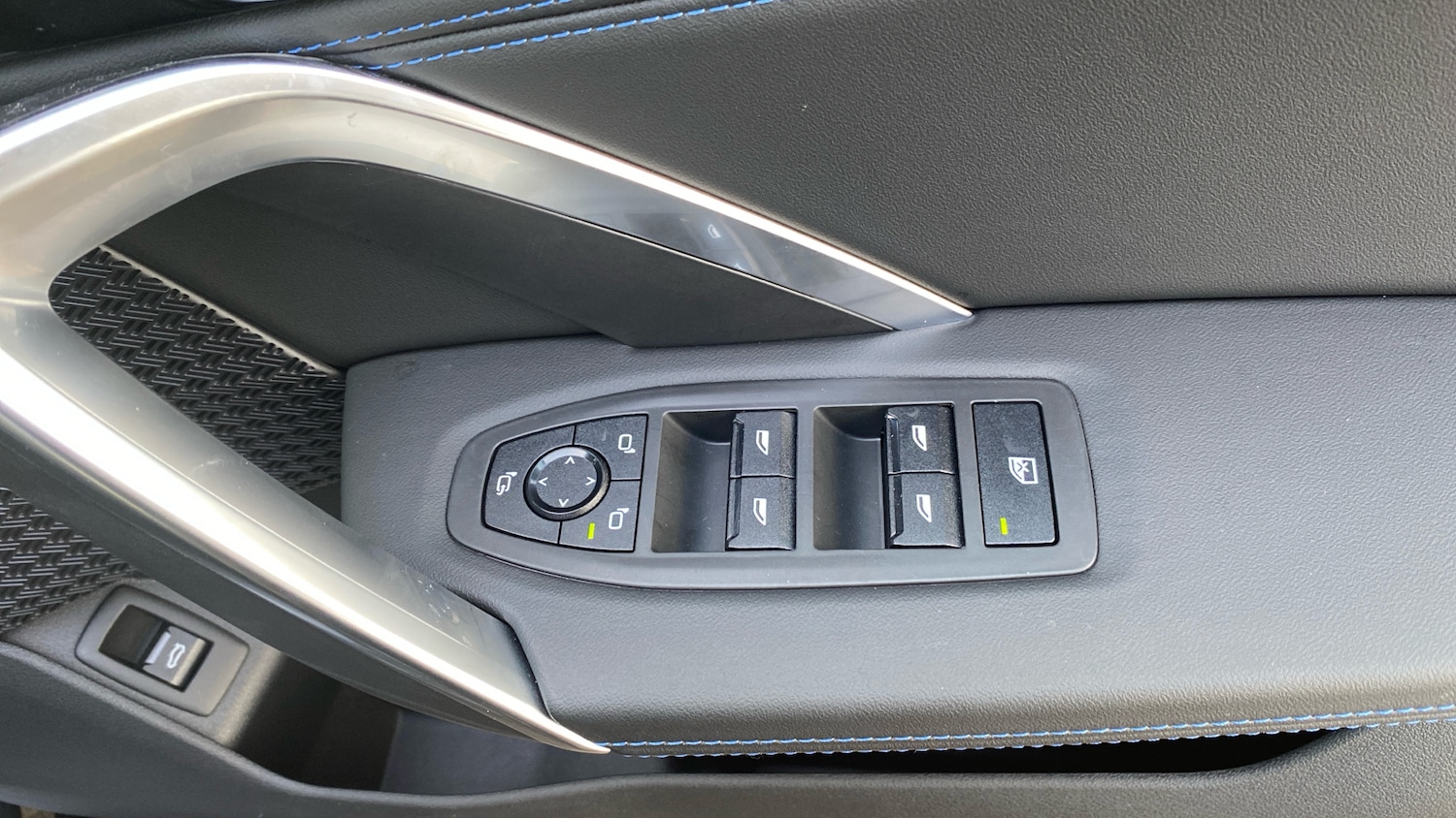 Used BMW iX1 2025 for sale - 77136083: Photo 38