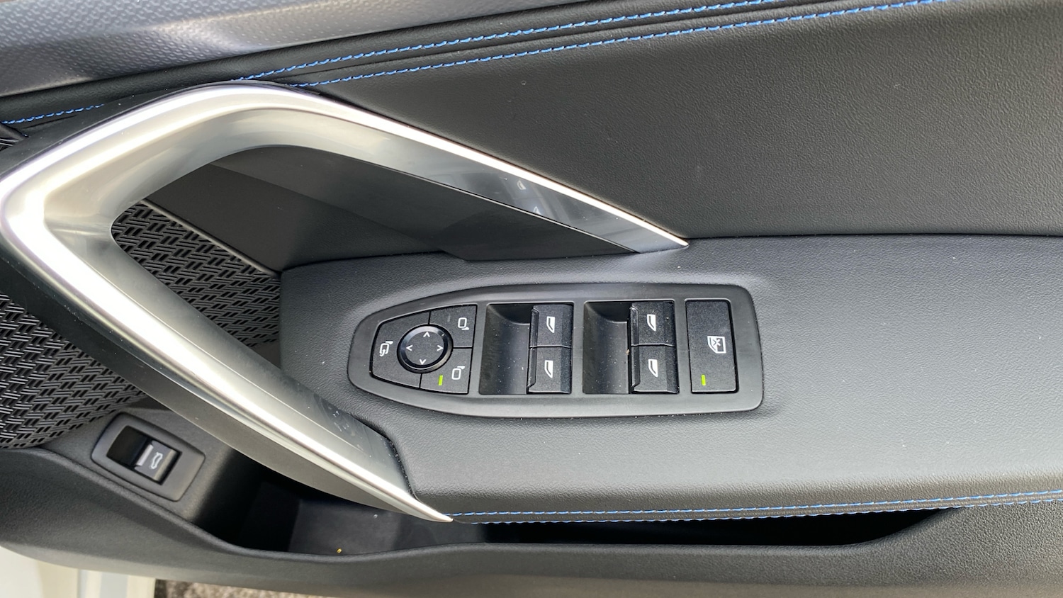 Used BMW iX1 2024 for sale - 77446131: Photo 40