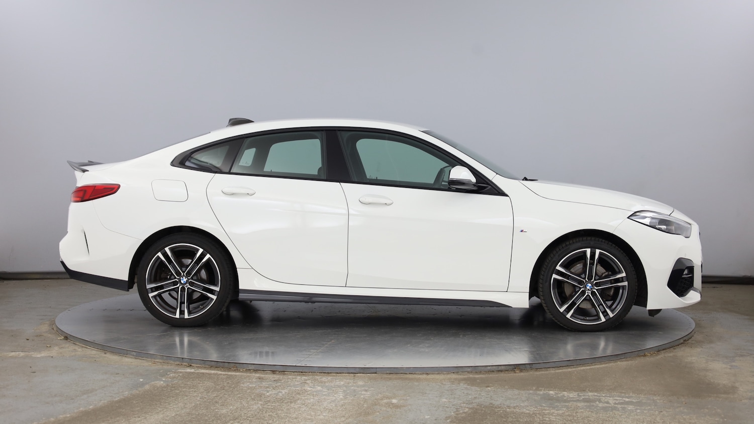 Used BMW 2 Series 2025 for sale - 76384934: Photo 3