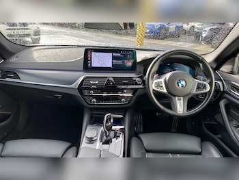 Used BMW 5 Series 2023 for sale - 76830515: Photo