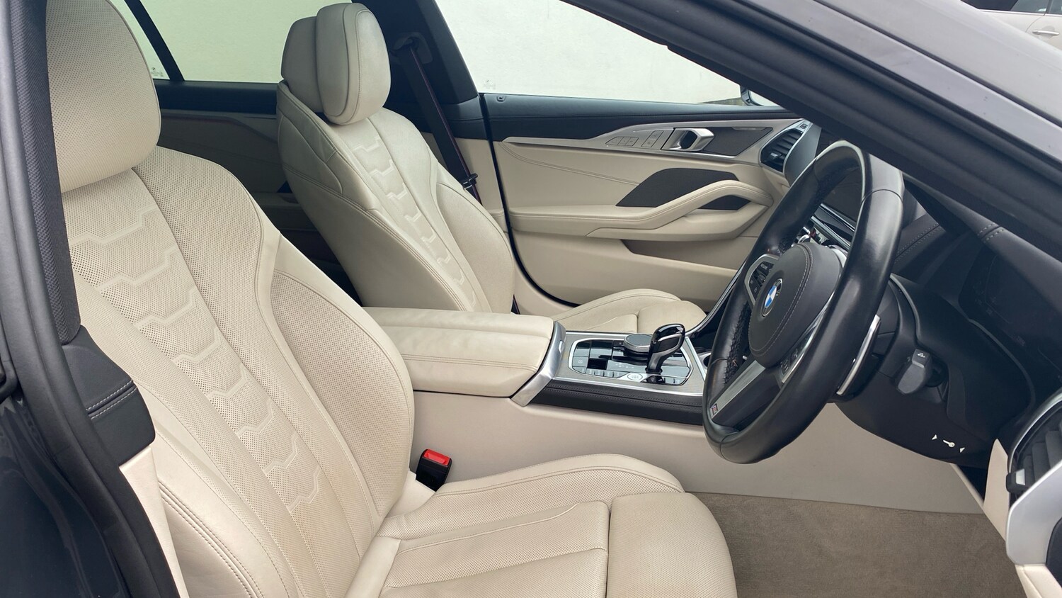 Used BMW 8 Series 2022 for sale - 77689158: Photo 11