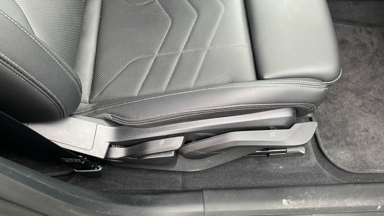 Used BMW iX1 2025 for sale - 77381448: Photo 40