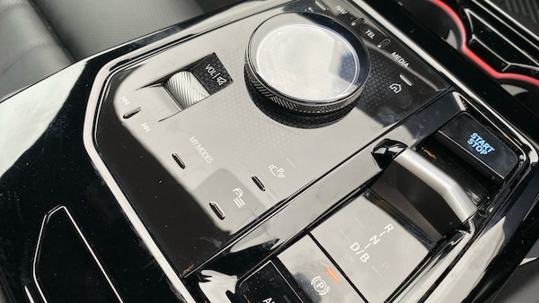 Used BMW i5 2025 for sale - 76274396: Photo 19