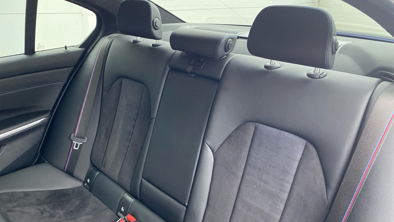 Used BMW 3 Series 2024 for sale - 77136136: Photo 12