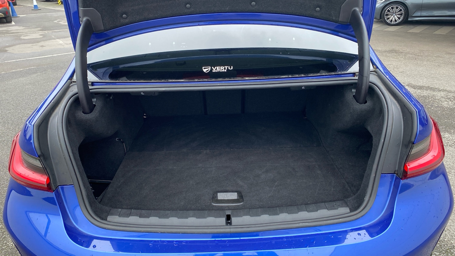 Used BMW 3 Series 2024 for sale - 77136136: Photo 13