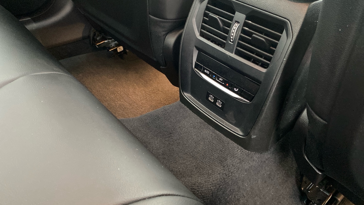 Used BMW 3 Series 2024 for sale - 77136136: Photo 32