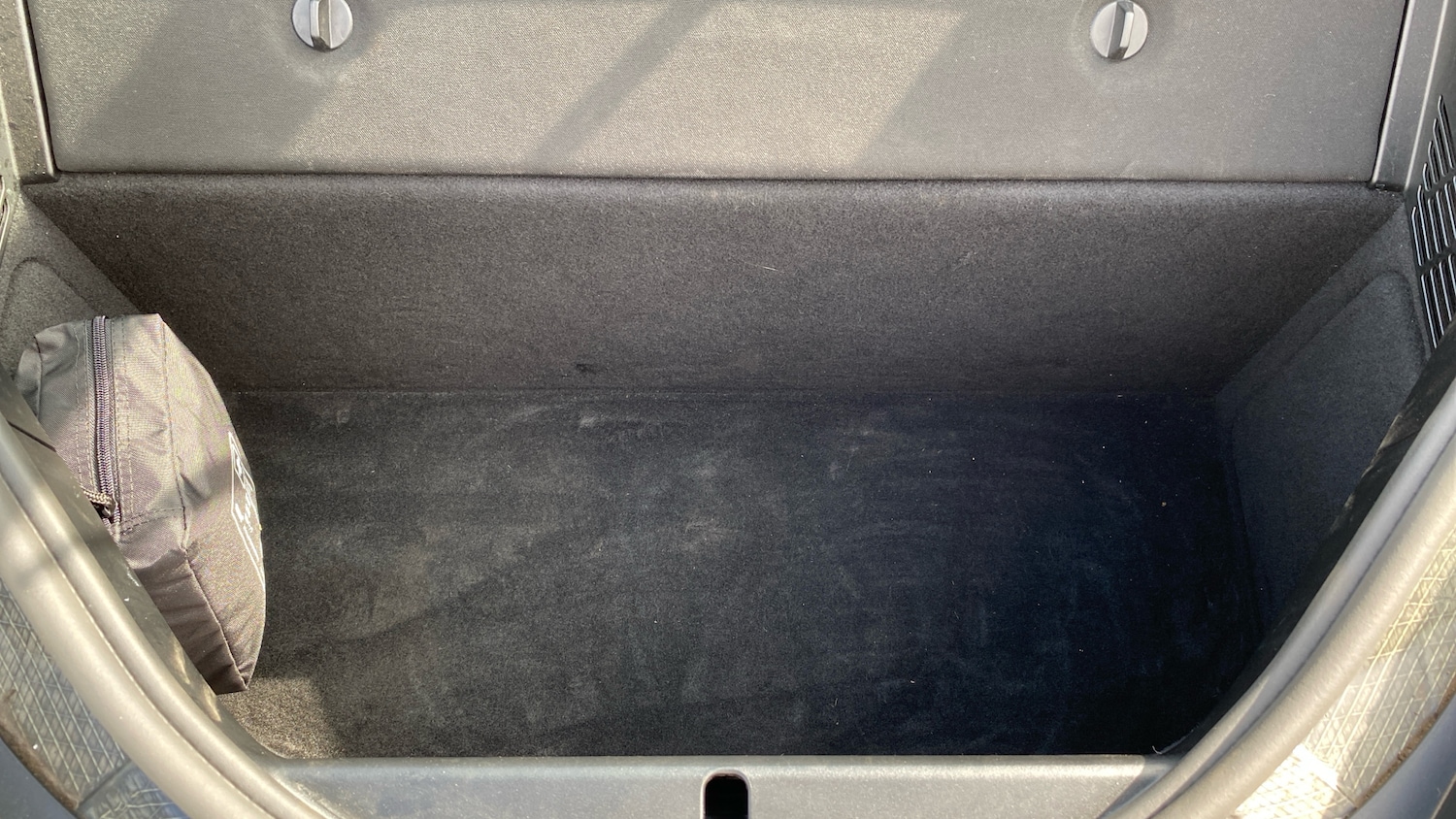 Used BMW i8 2018 for sale - 76016868: Photo 13