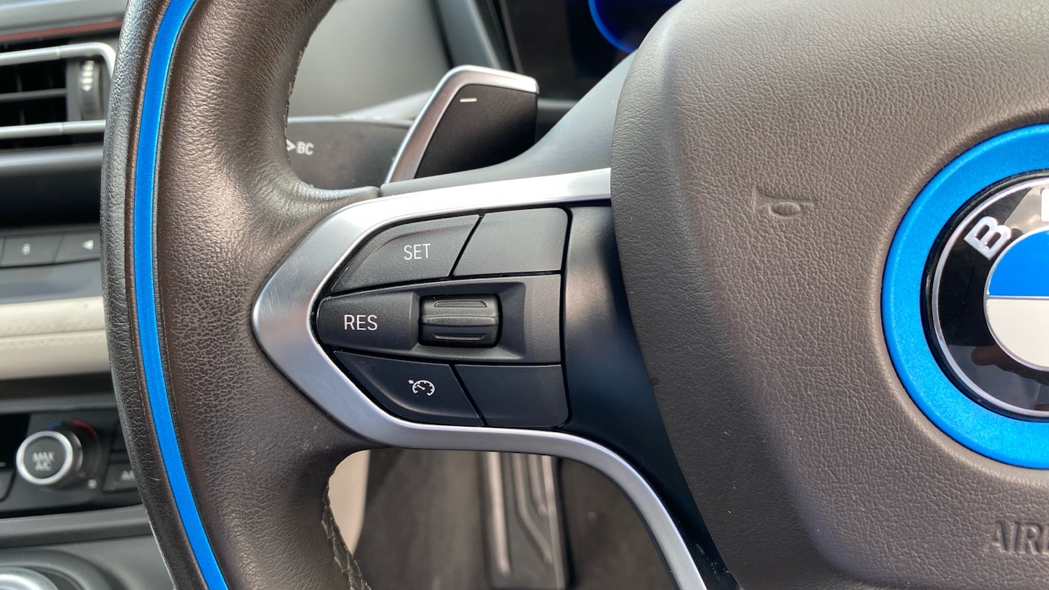 Used BMW i8 2018 for sale - 76016868: Photo 17