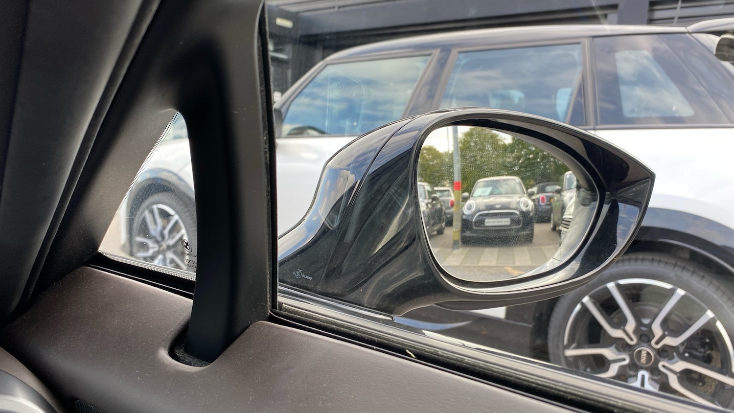 Used BMW i8 2018 for sale - 76016868: Photo 20