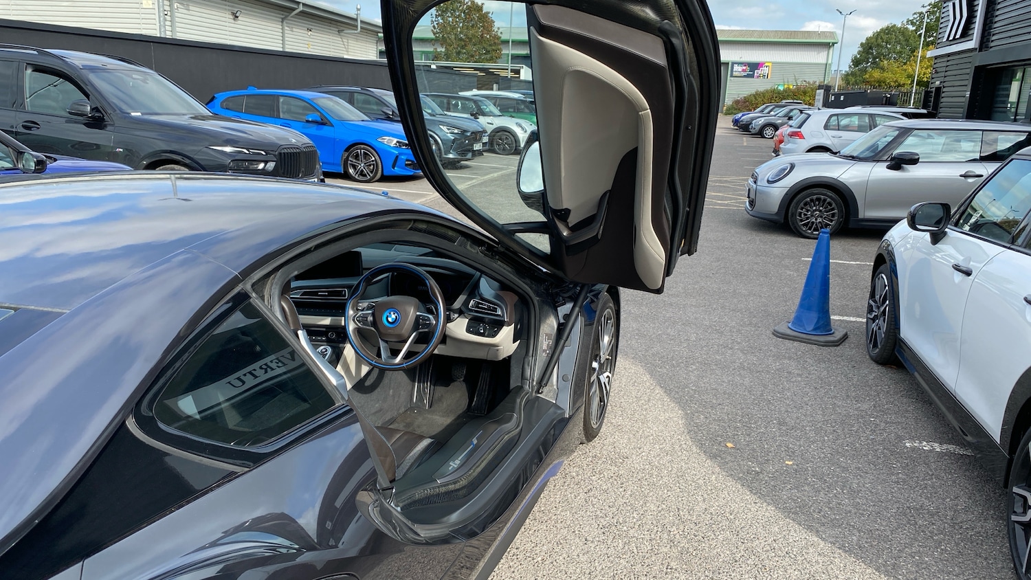 Used BMW i8 2018 for sale - 76016868: Photo 29