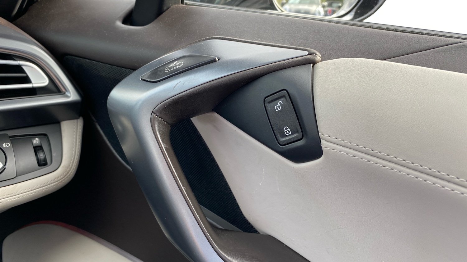 Used BMW i8 2018 for sale - 76016868: Photo 33