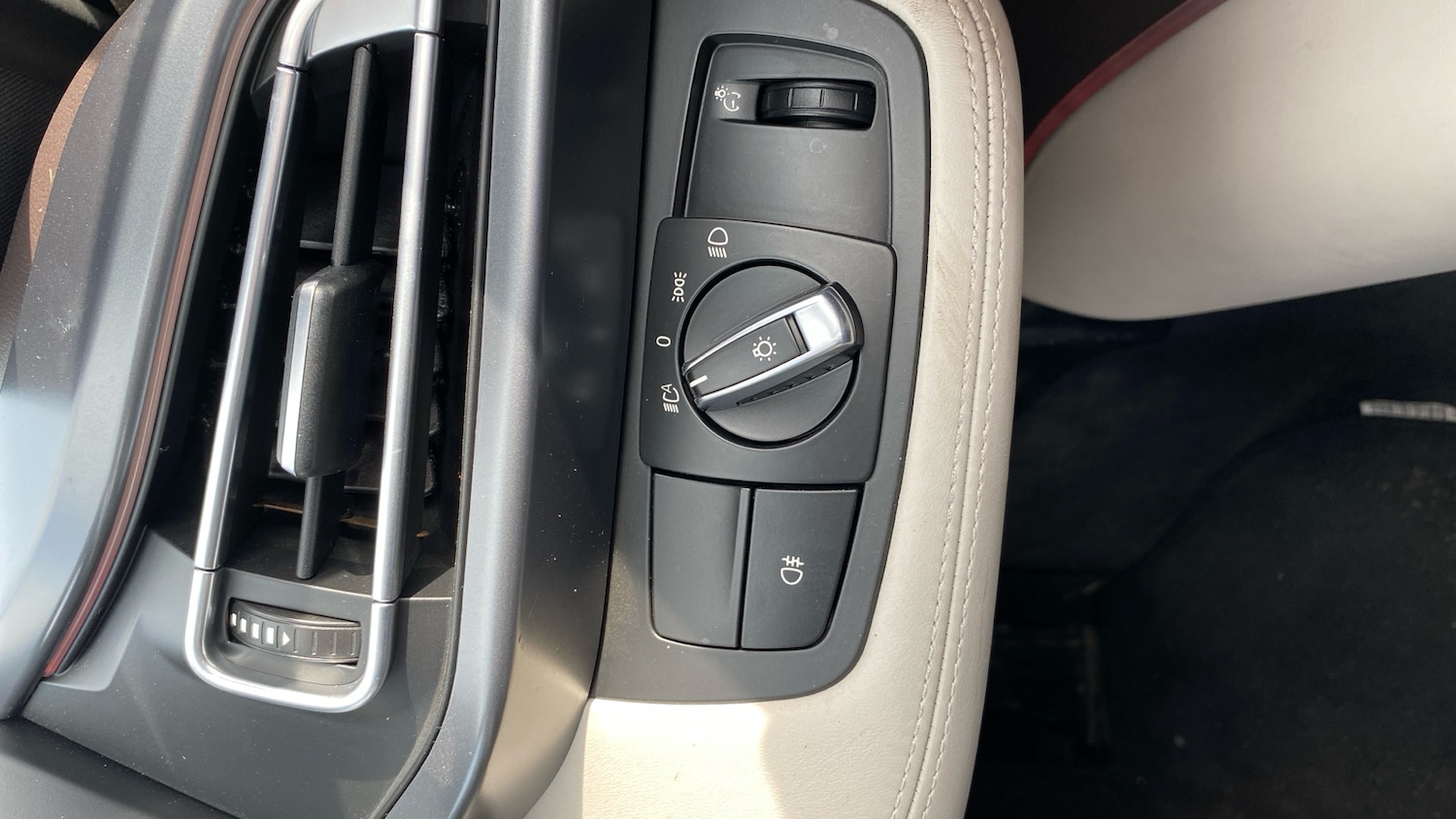 Used BMW i8 2018 for sale - 76016868: Photo 37