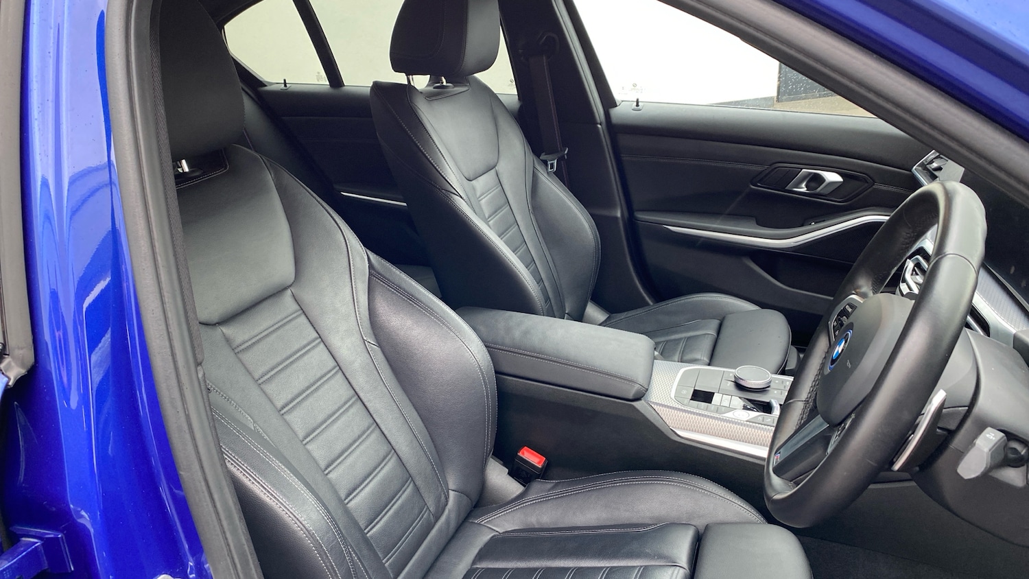 Used BMW 3 Series 2024 for sale - 76476366: Photo 11