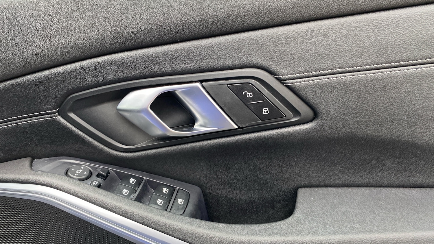 Used BMW 3 Series 2024 for sale - 76476366: Photo 38