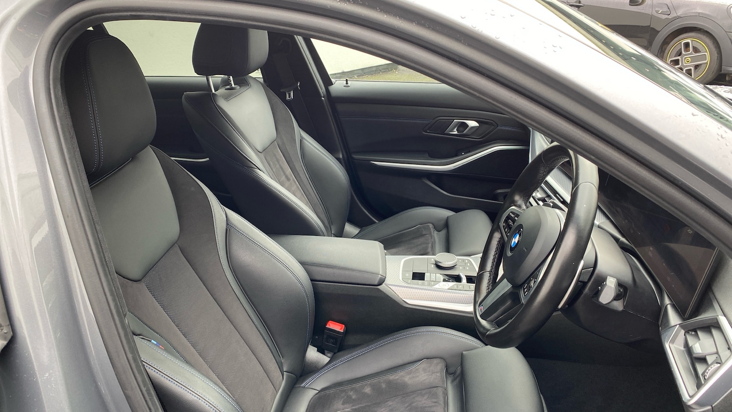 Used BMW 3 Series 2024 for sale - 77689150: Photo 11