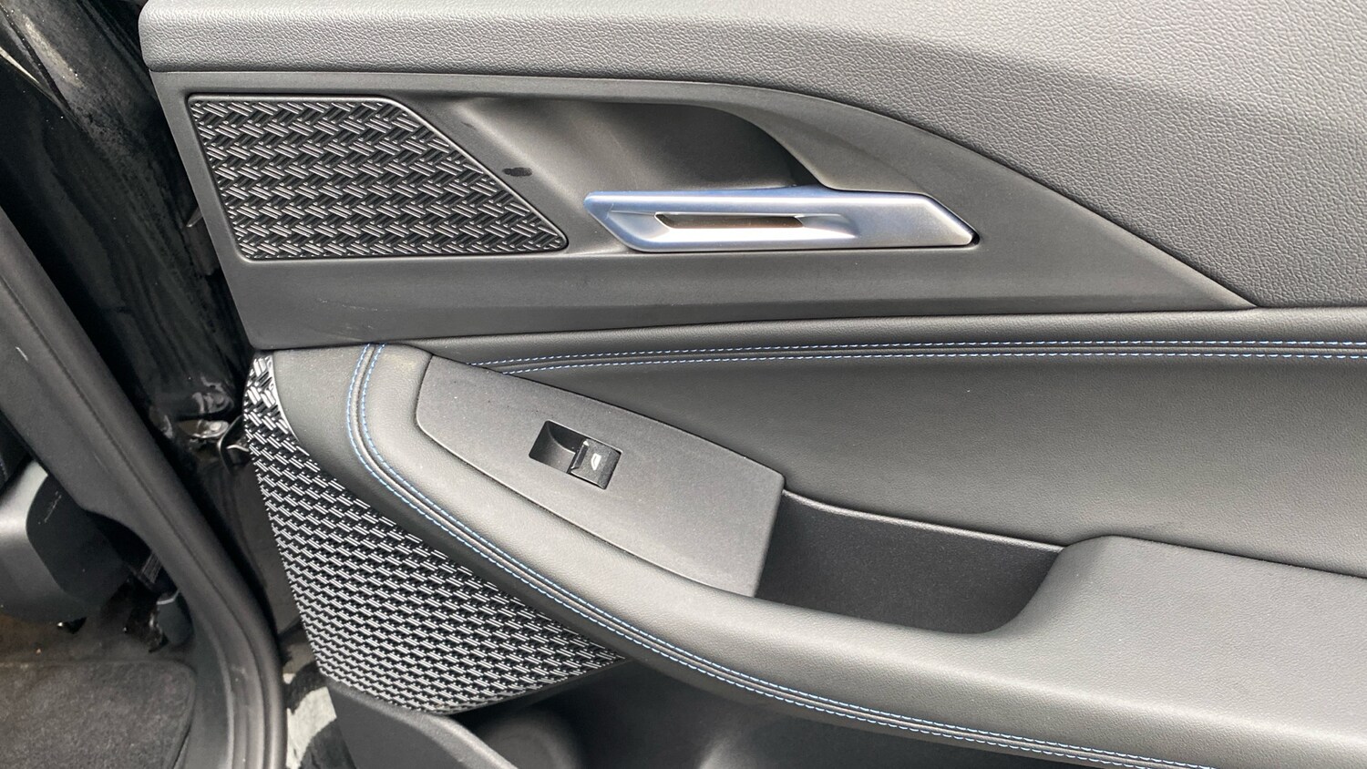 Used BMW 2 Series 2025 for sale - 77184815: Photo 36