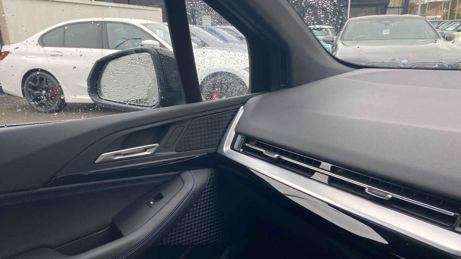 Used BMW 2 Series 2025 for sale - 77184815: Photo 57