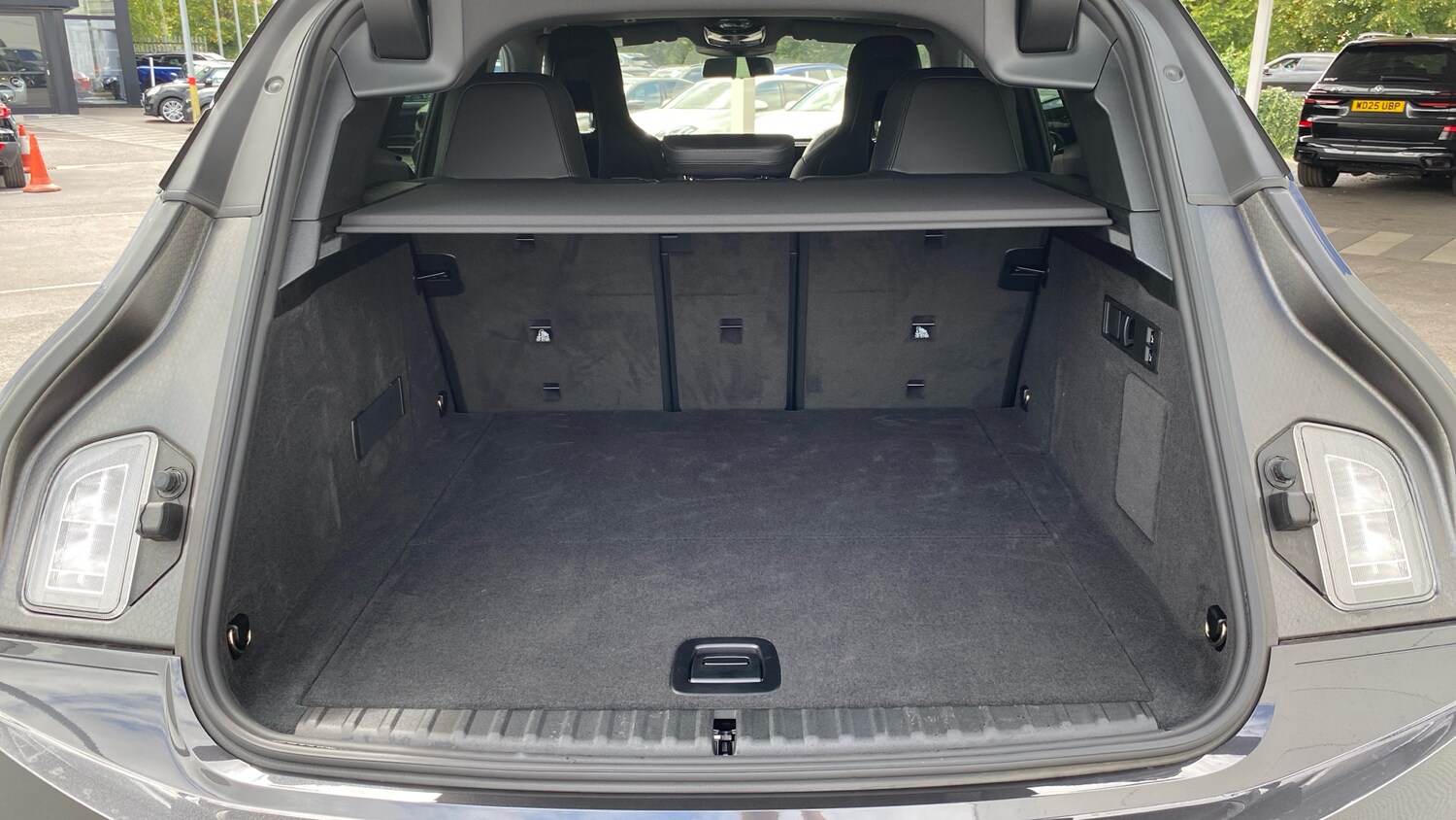 Used BMW iX 2025 for sale - 76461753: Photo 13