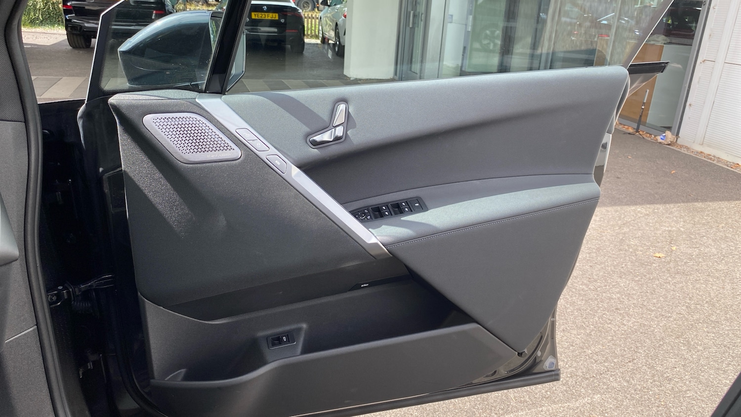 Used BMW iX 2025 for sale - 76461753: Photo 38