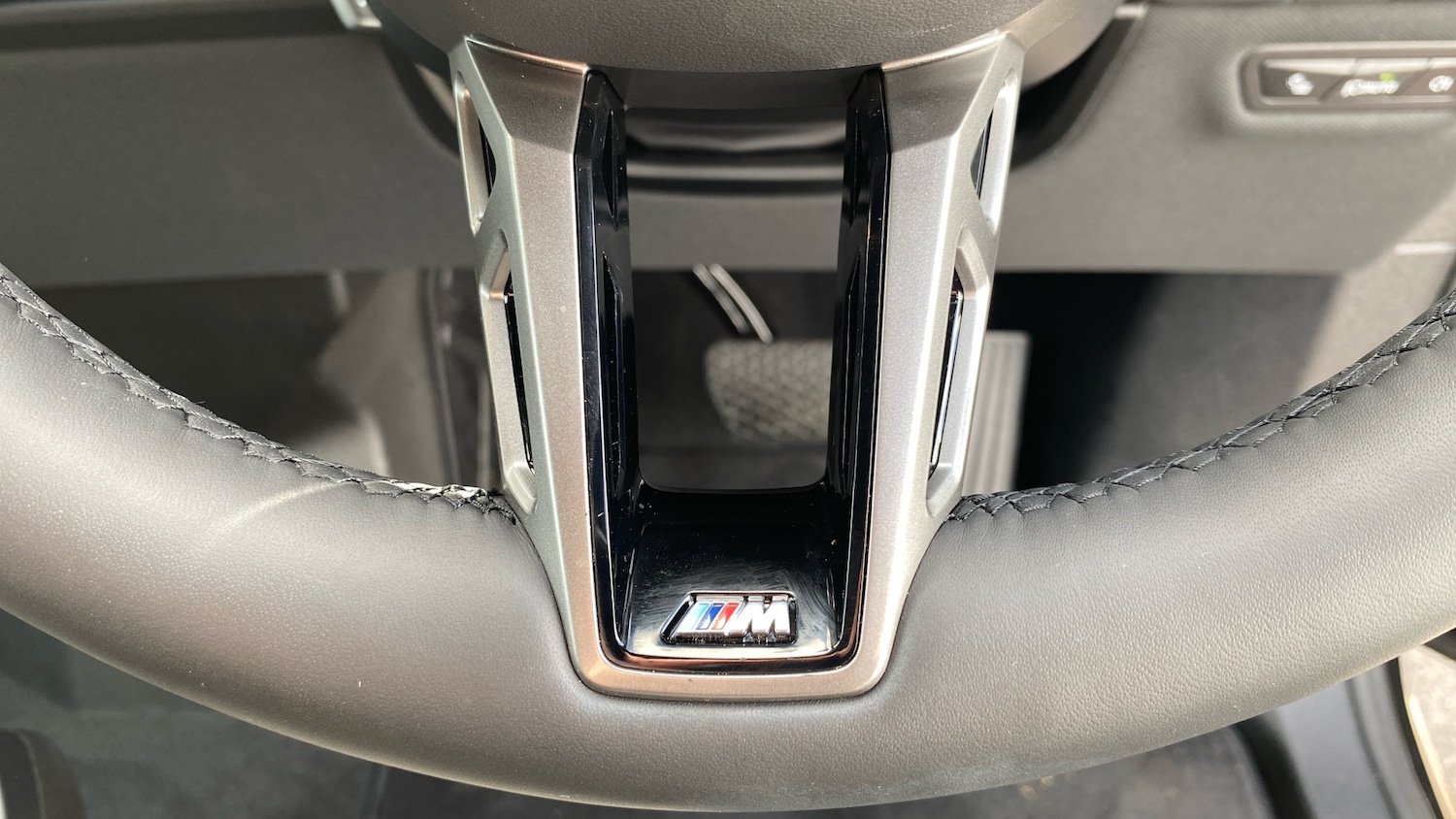 Used BMW iX 2025 for sale - 76461753: Photo 39
