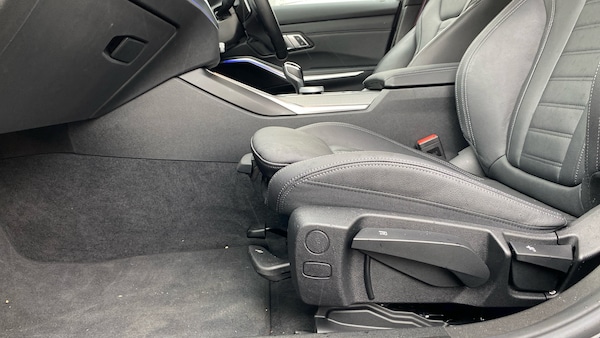 Used BMW 3 Series 2021 for sale - 76171005: Photo 32