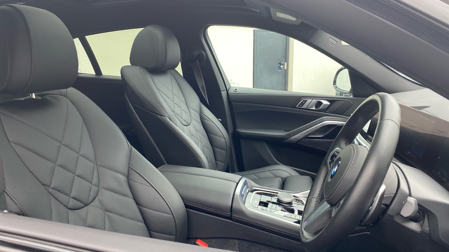 Used BMW X6 2025 for sale - 76476371: Photo 11