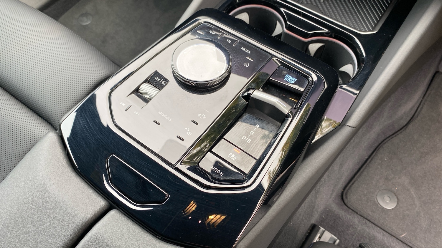 Used BMW i5 2025 for sale - 77329094: Photo 10