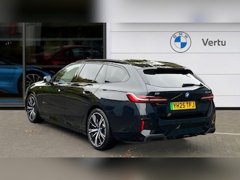 Used BMW i5 2025 for sale - 77329094: Photo