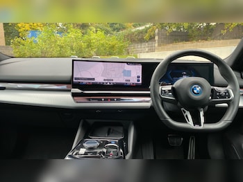 Used BMW i5 2025 for sale - 77329094: Photo