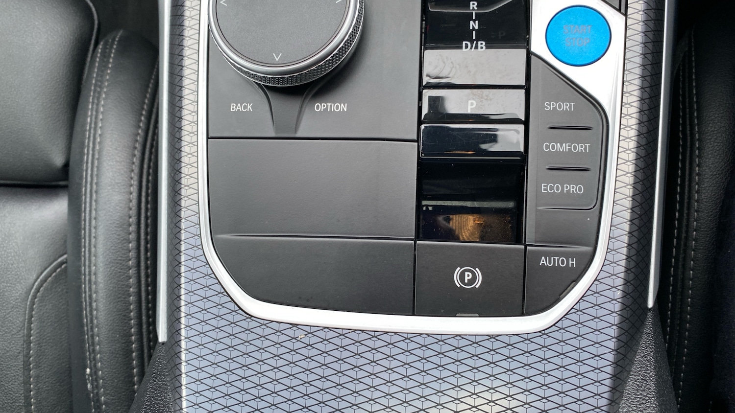 Used BMW i4 2023 for sale - 77732327: Photo 51