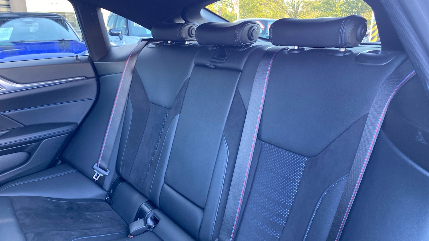 Used BMW i4 2023 for sale - 76611534: Photo 12