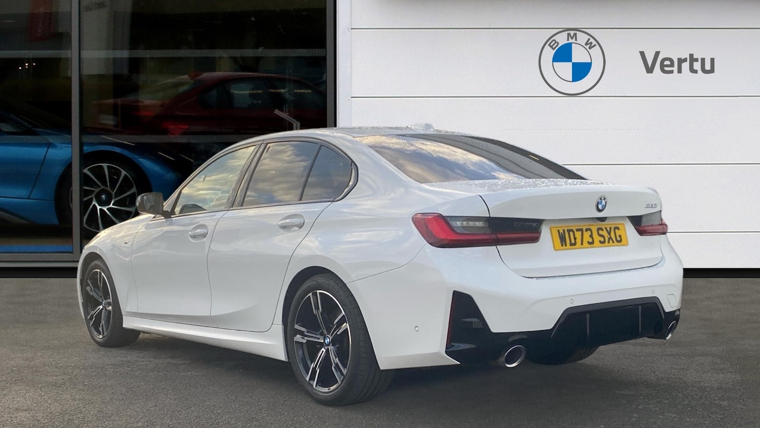 Used BMW 3 Series 2024 for sale - 76968767: Photo 2