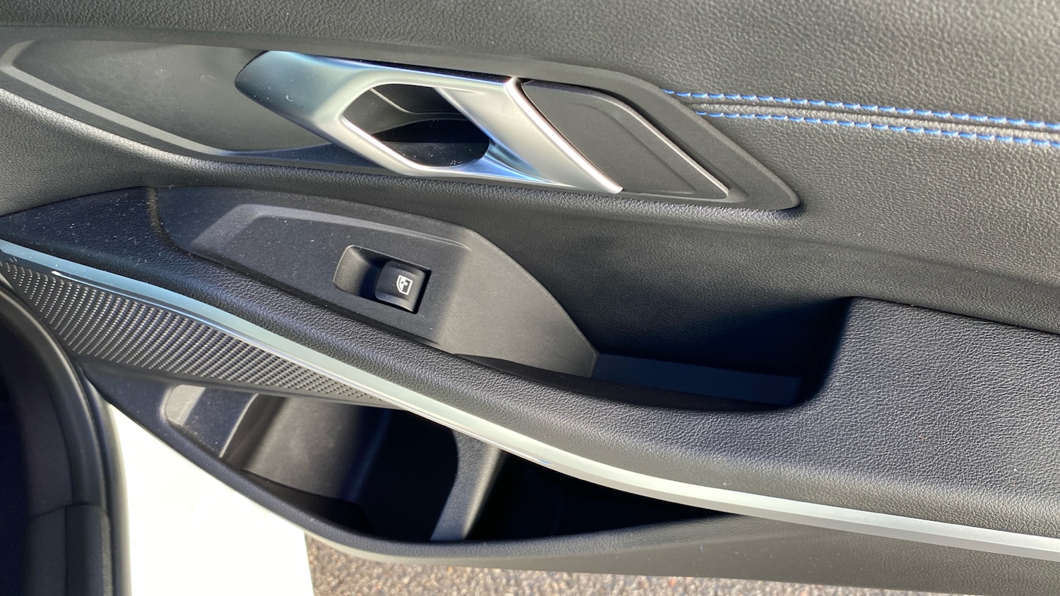 Used BMW 3 Series 2024 for sale - 76968767: Photo 32